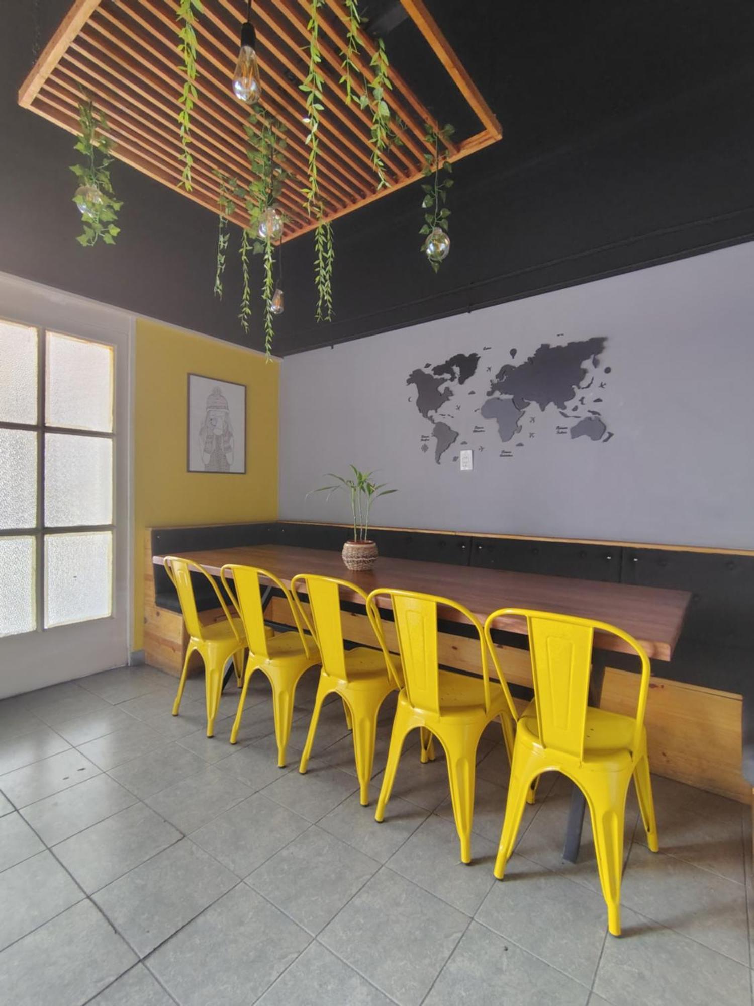 Mora Hostel Mendoza Bagian luar foto