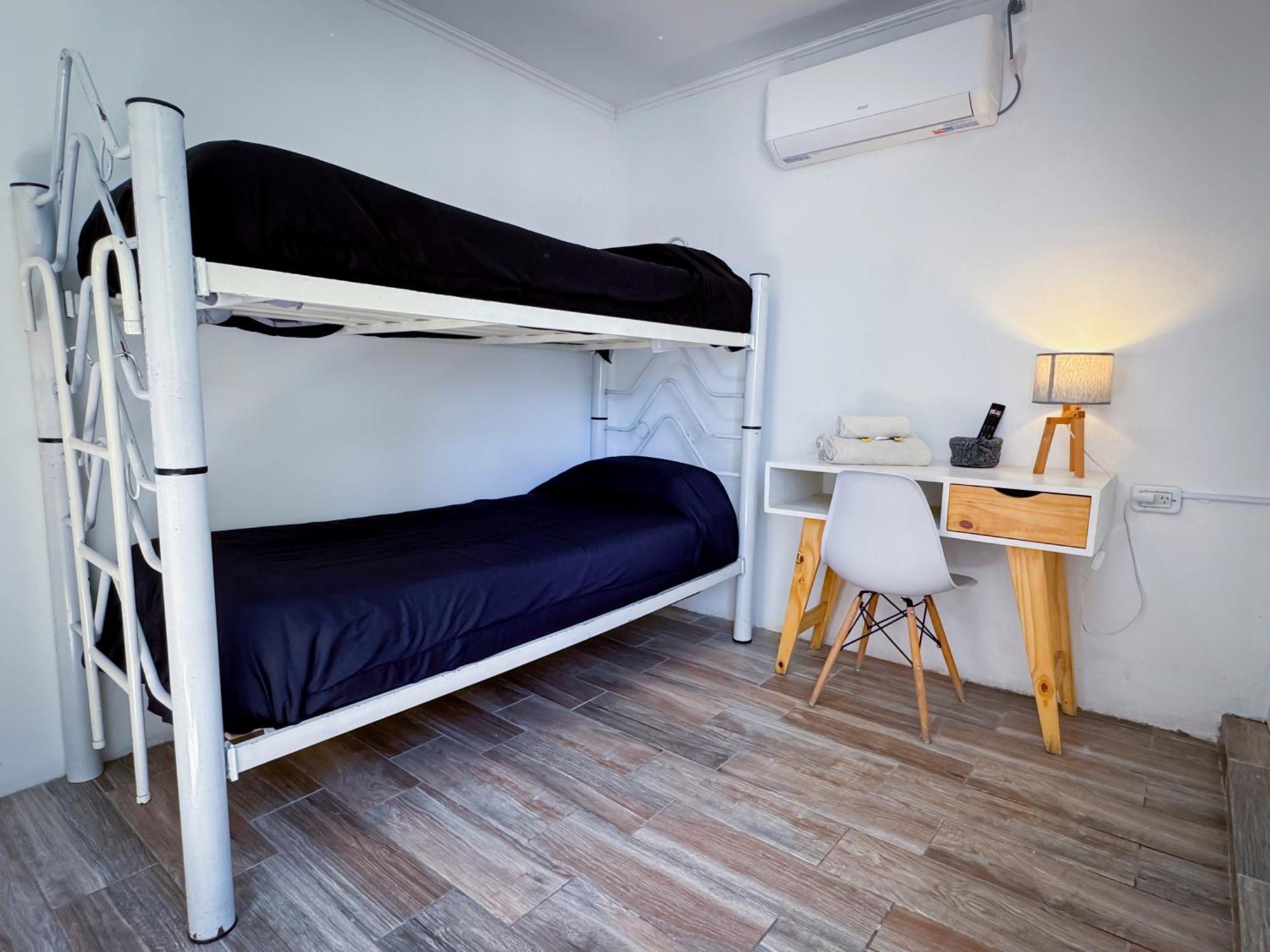 Mora Hostel Mendoza Bagian luar foto